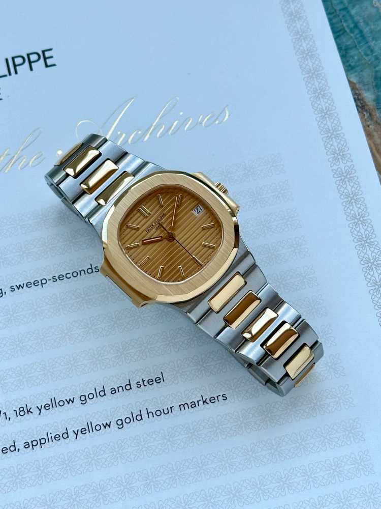 Image for Patek Philippe Nautilus 2-tone 3800 Gold 1994 with original box and papers