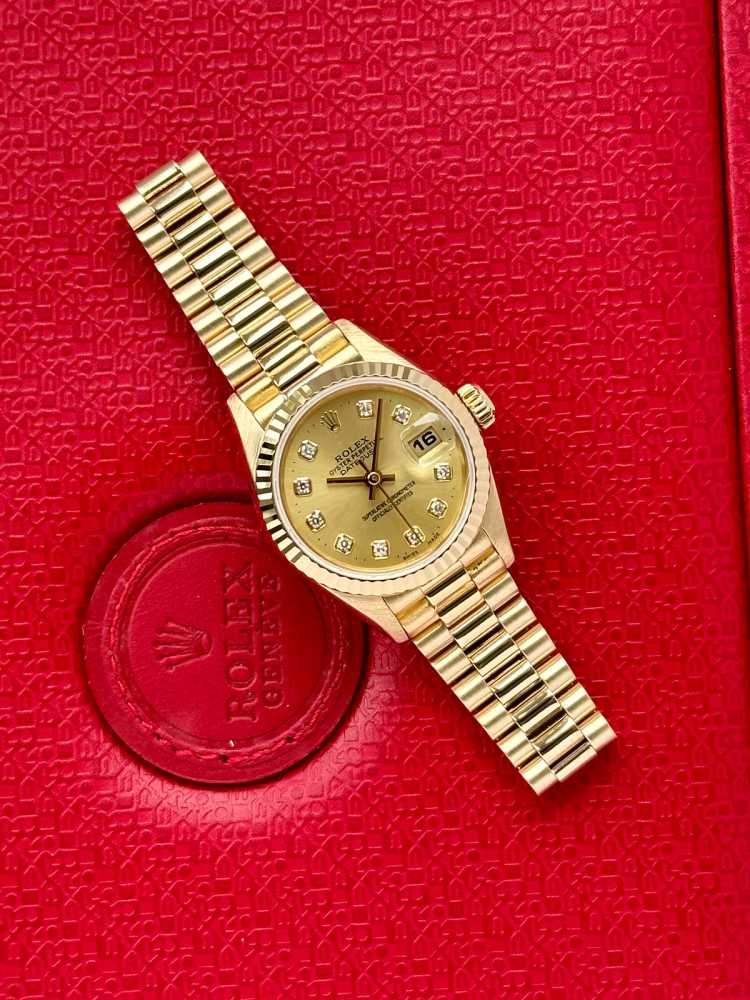 Wrist shot image for Rolex Lady-Datejust "Diamond" 69178 Gold 1993 with original box and papers 2