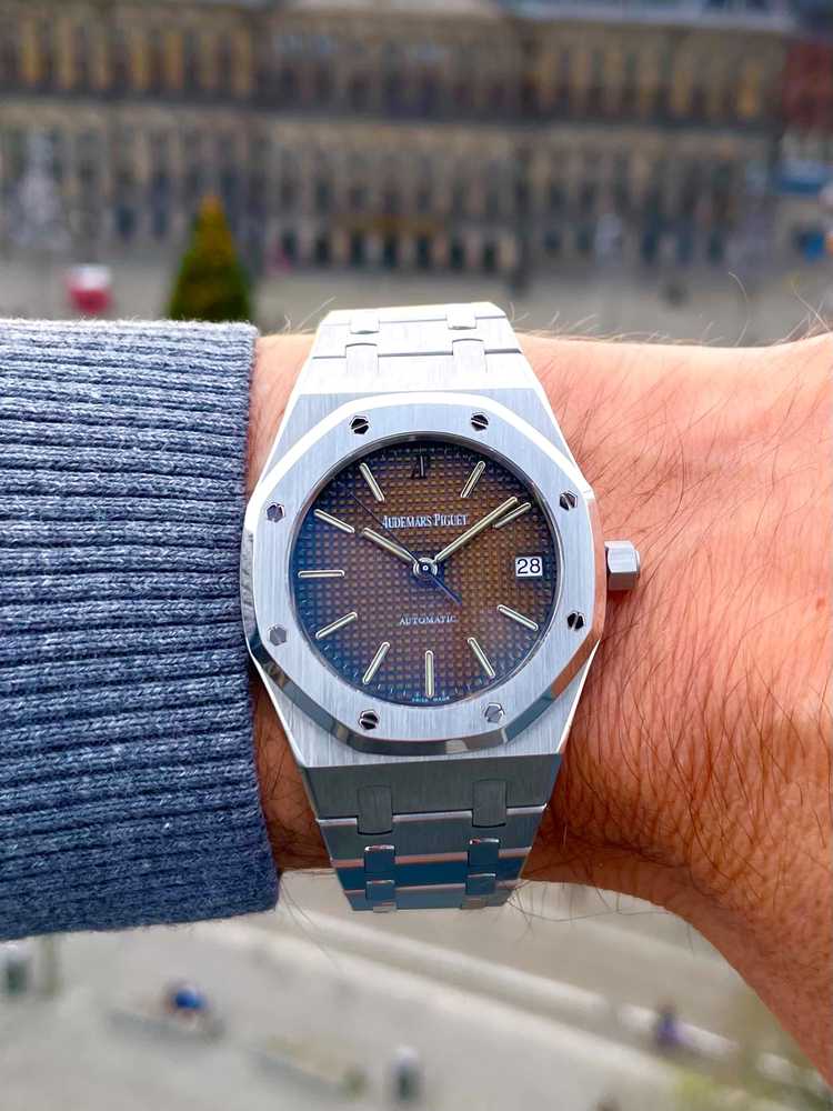 Wrist image for Audemars Piguet Royal Oak 14790 Tropical 1995 with original box and papers