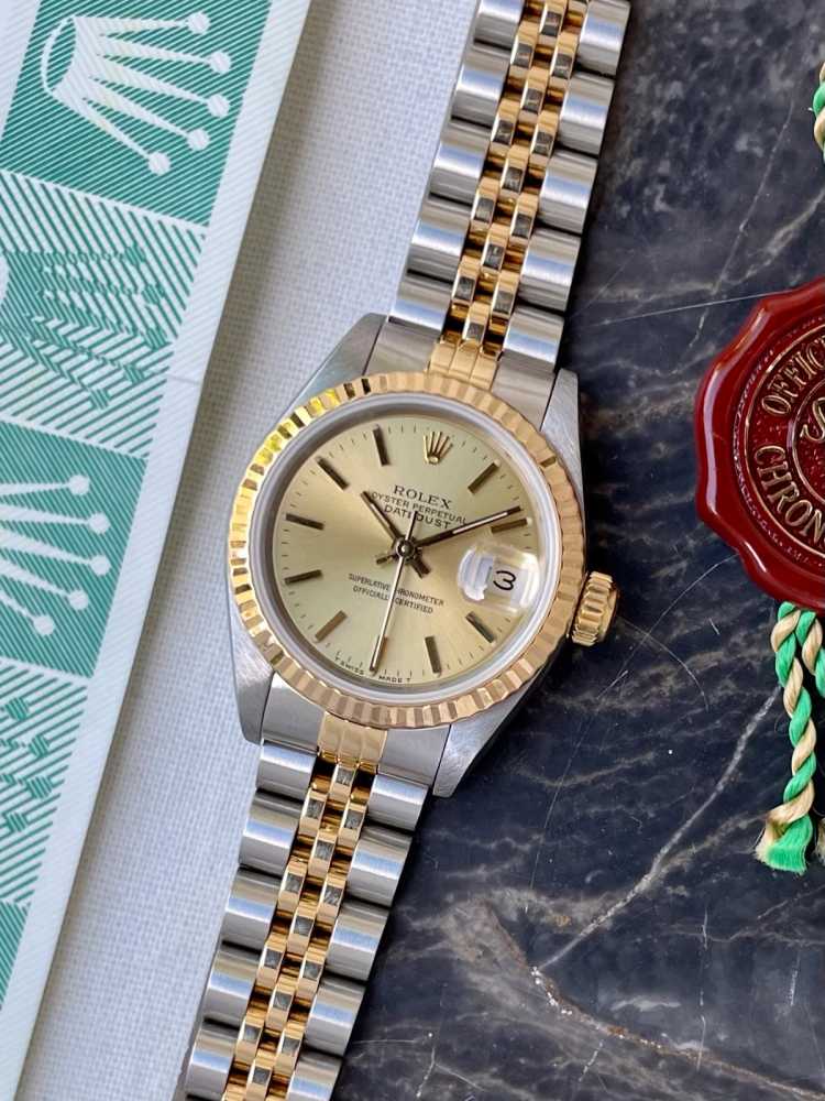 Featured image for Rolex Lady Datejust 69173 Gold 1990 with original box and papers