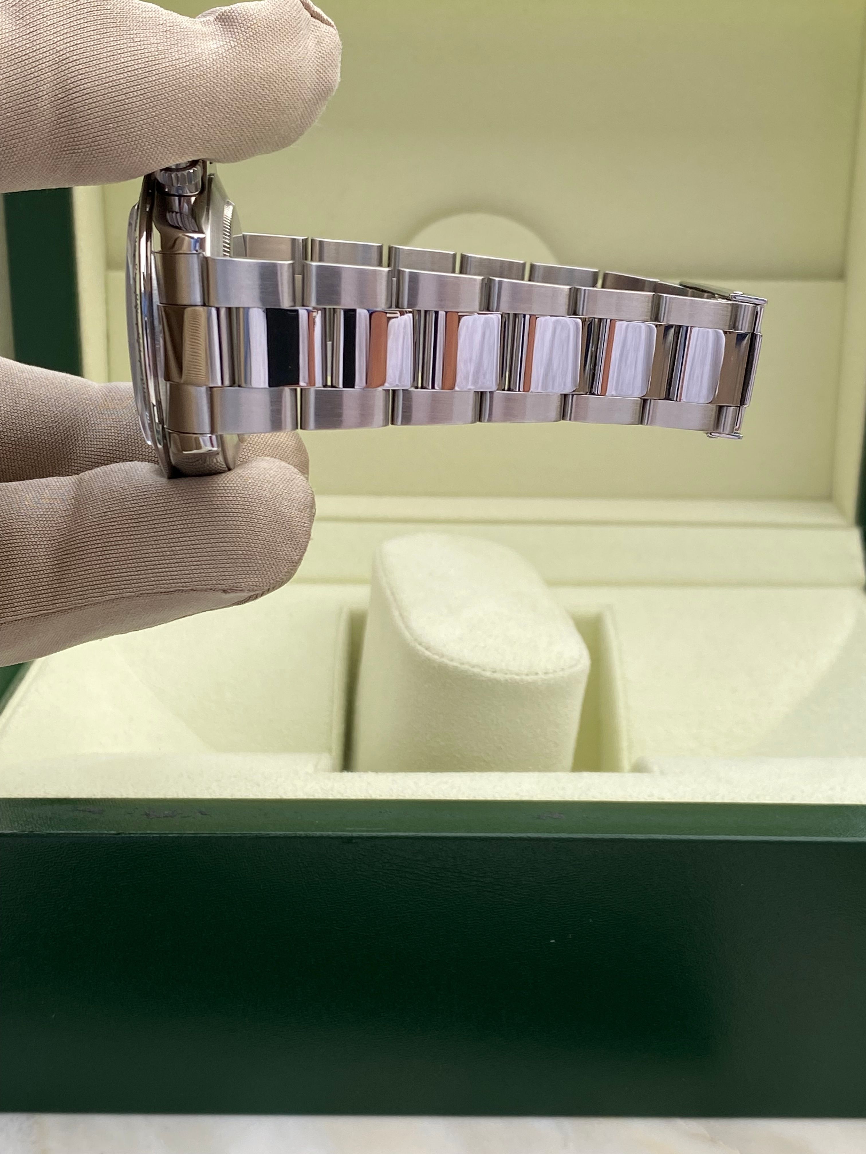 グロメット Ternos Professional 68h Automatic 300m Black Diving Watch 16153850