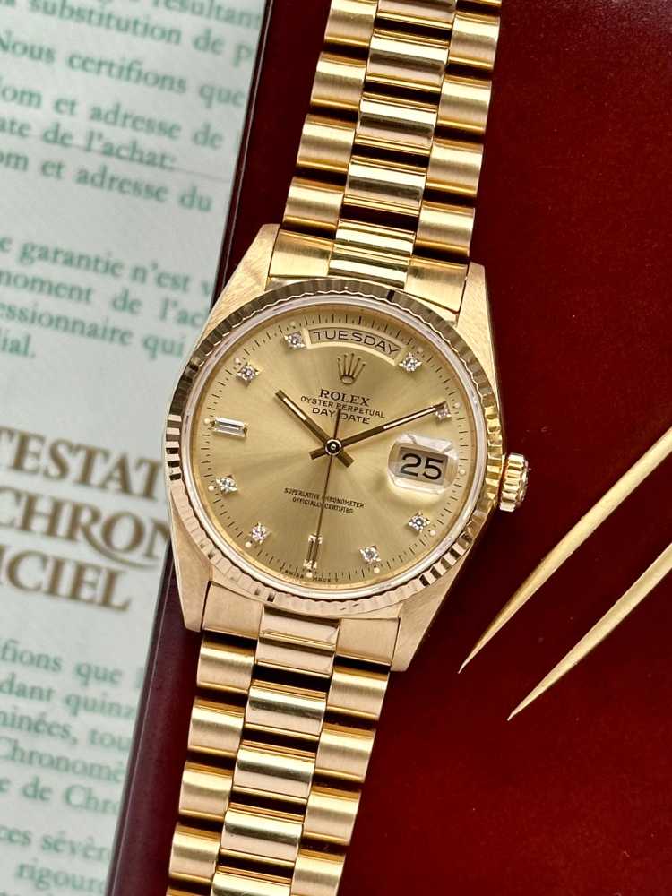 Featured image for Rolex Day-Date "Diamond" 18238 Gold 1989 with original box and papers