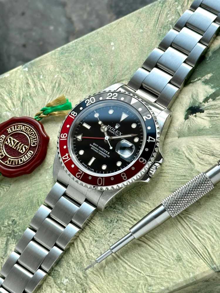 Detail image for Rolex GMT-Master II "Coke" 16710 Black 1989 with original box and papers
