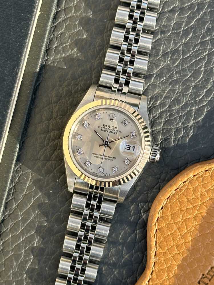 Featured image for Rolex Lady Datejust "Diamond" 69174 Silver 1990 with original box and papers