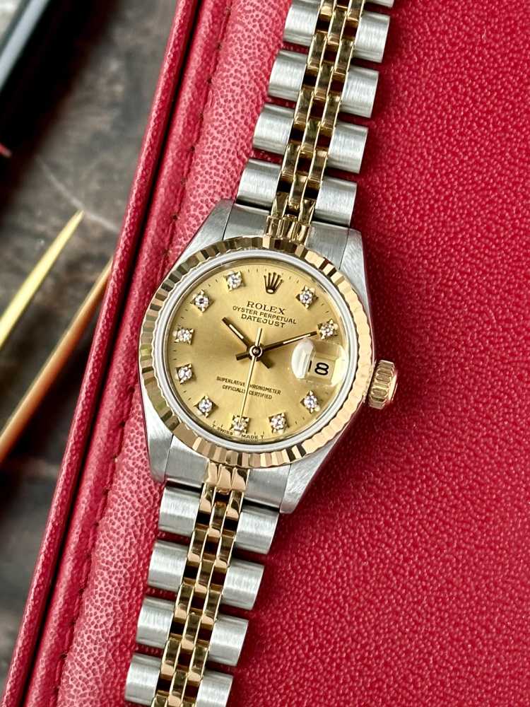 Current image for Rolex Lady-Datejust "Diamond" 69173G Gold 1987 with original box and papers 2