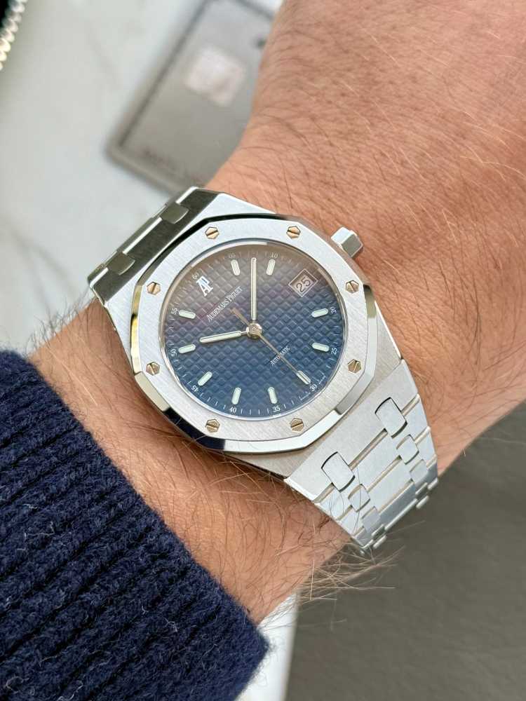 Wrist image for Rolex Royal Oak "Cosmos Blue" 14790 Blue 2001 