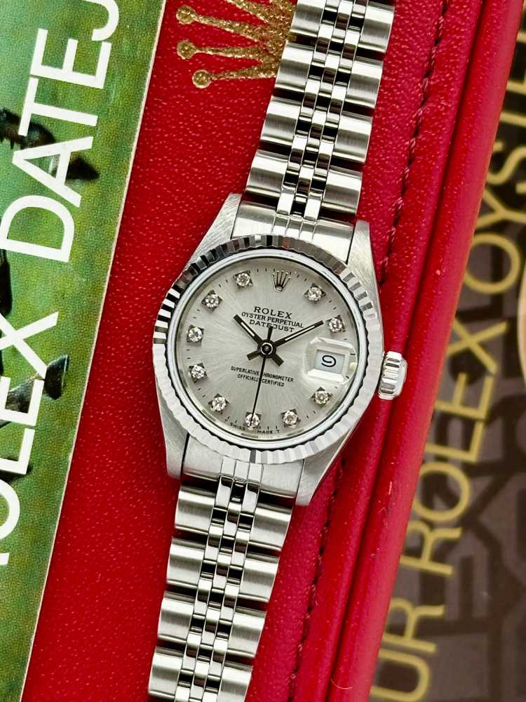 Featured image for Rolex Lady-Datejust "Diamond" 69174G Silver 1987 with original box and papers