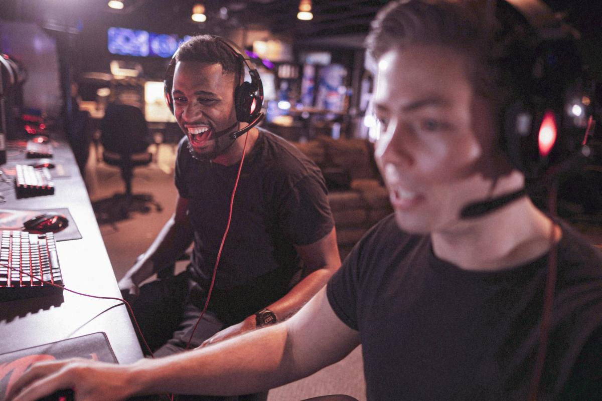 Mental Health Guidelines in Esports