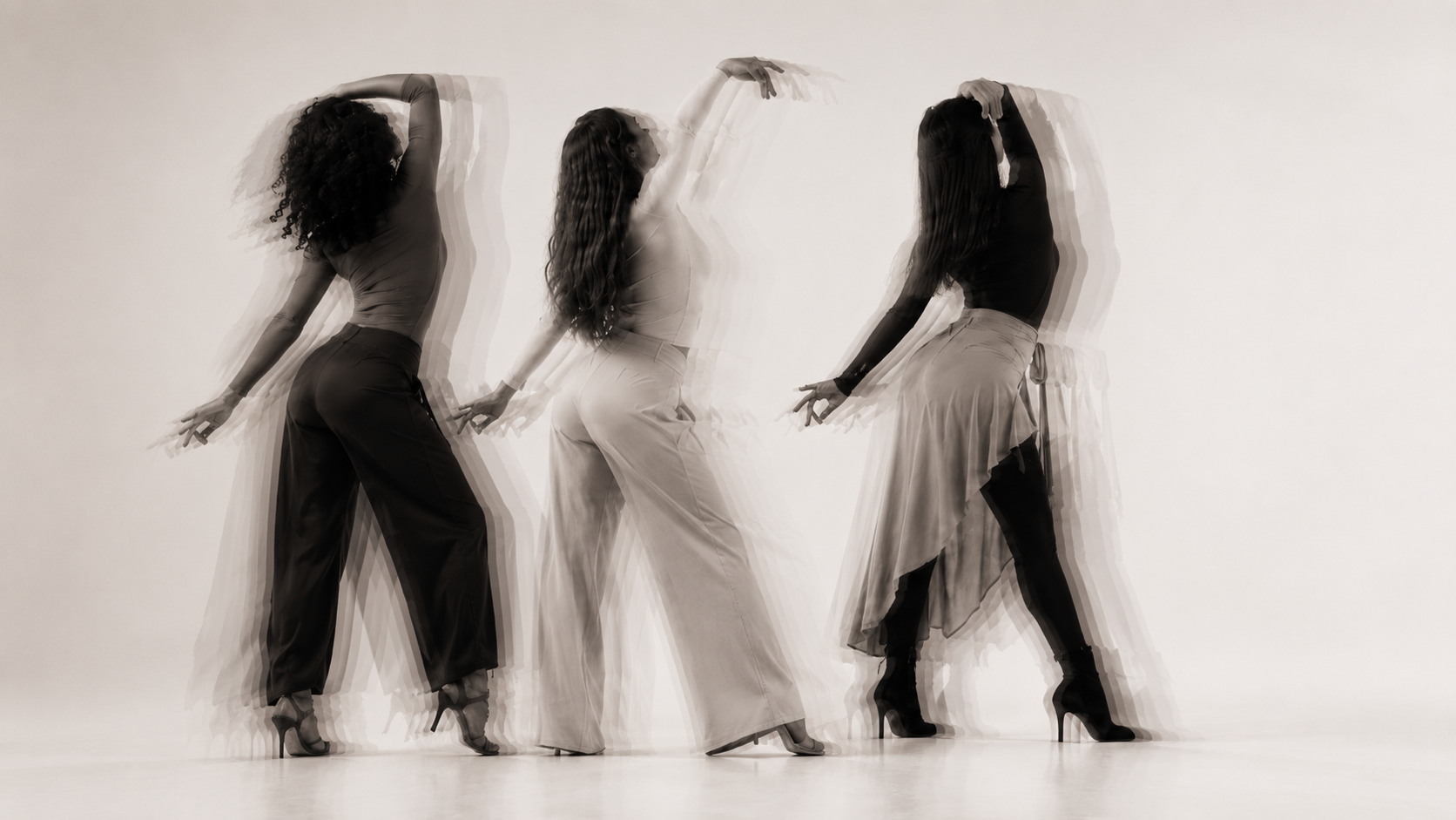 Feminine Vibe dance class at USC Studios Stockholm