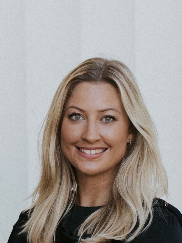 Victoria H — dance instructor at USC Studios Stockholm