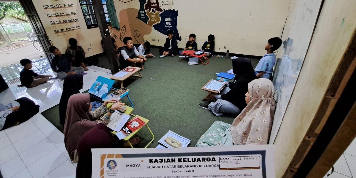 Pengajian Keluarga sebagai Pondasi Hidup