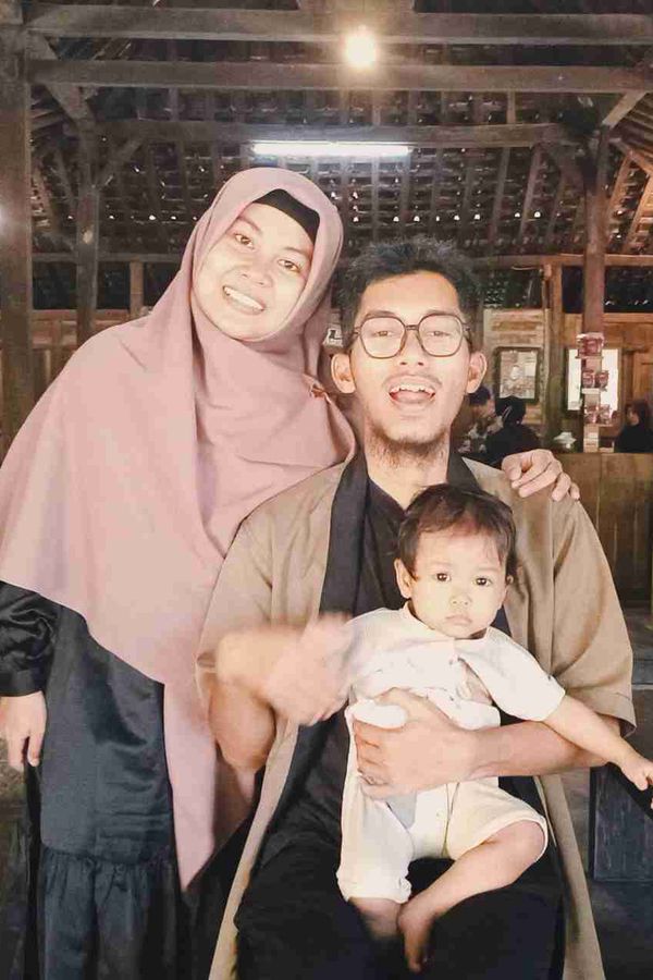 Irfan Dary Nasutiondan dan Aprily Anggia Cesarizki