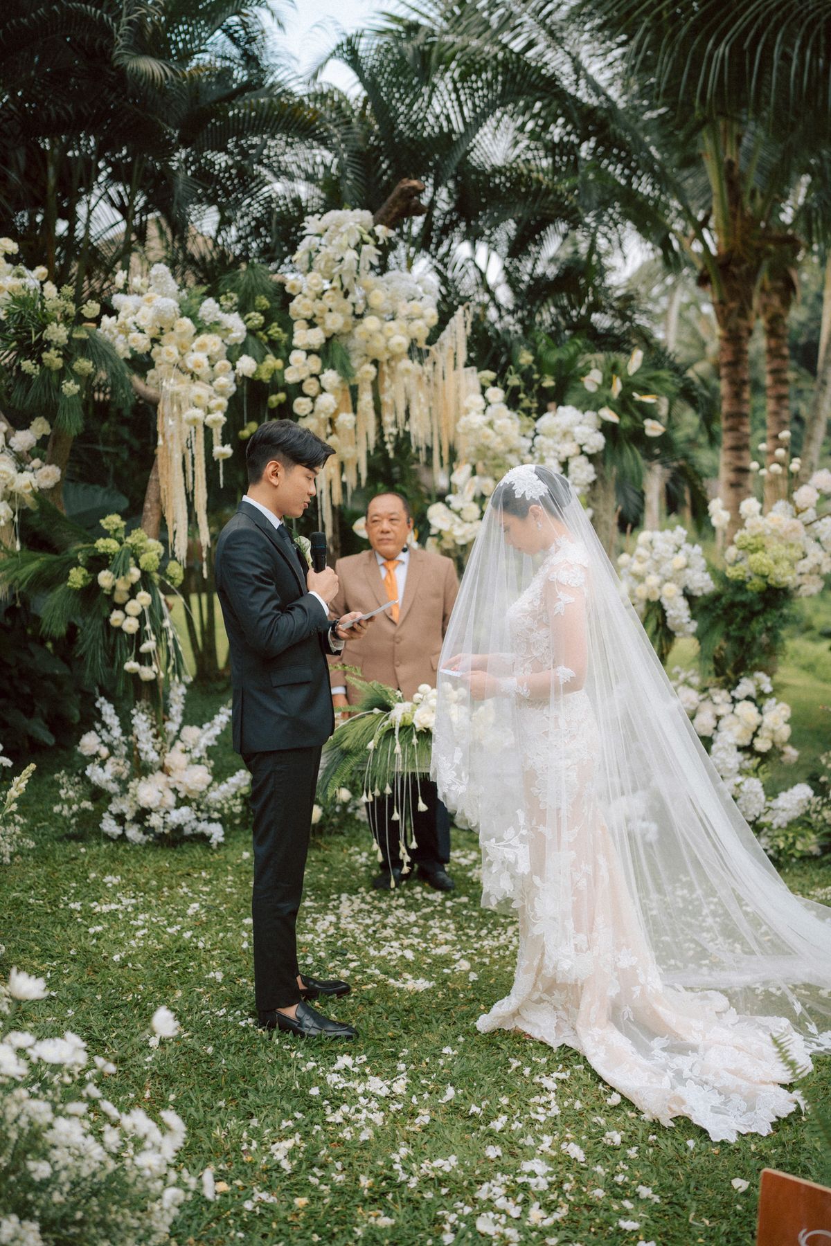 Victor & Fena — Bali wedding by Selalu Berkesan