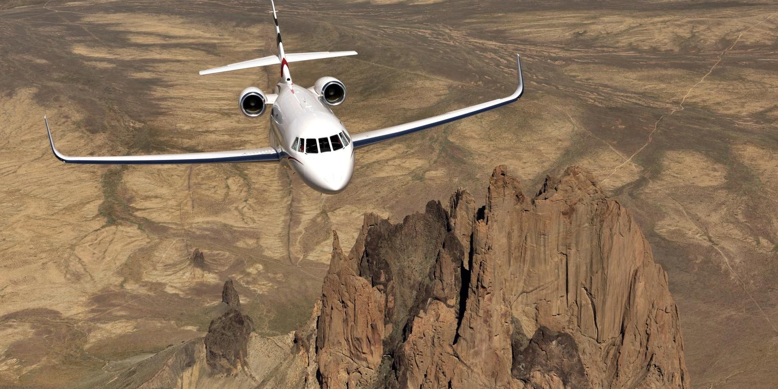 Dassault Falcon 2000, a heavy jet private jet available for charter with ORRAIA