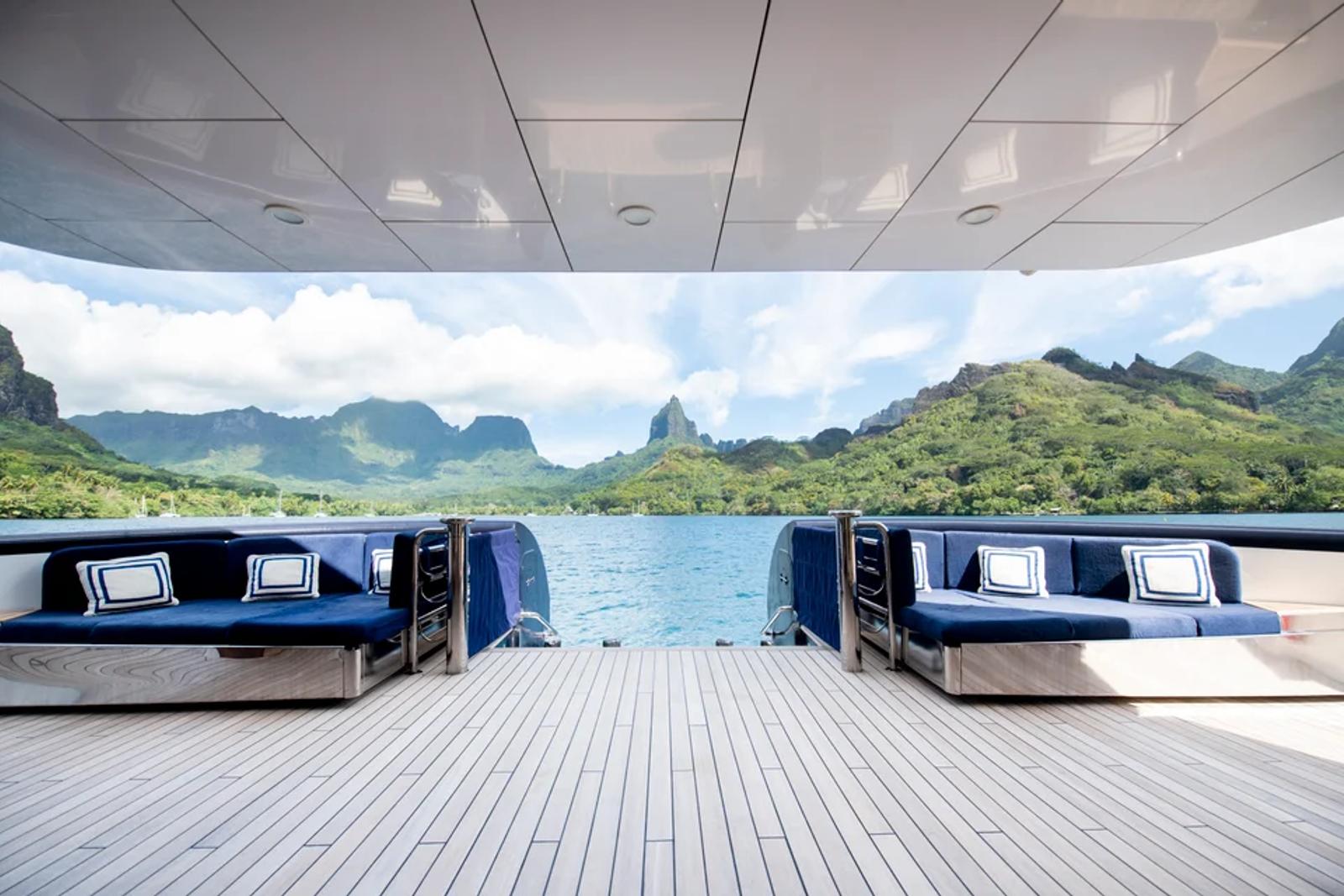 ARCTIC — aft deck seating view