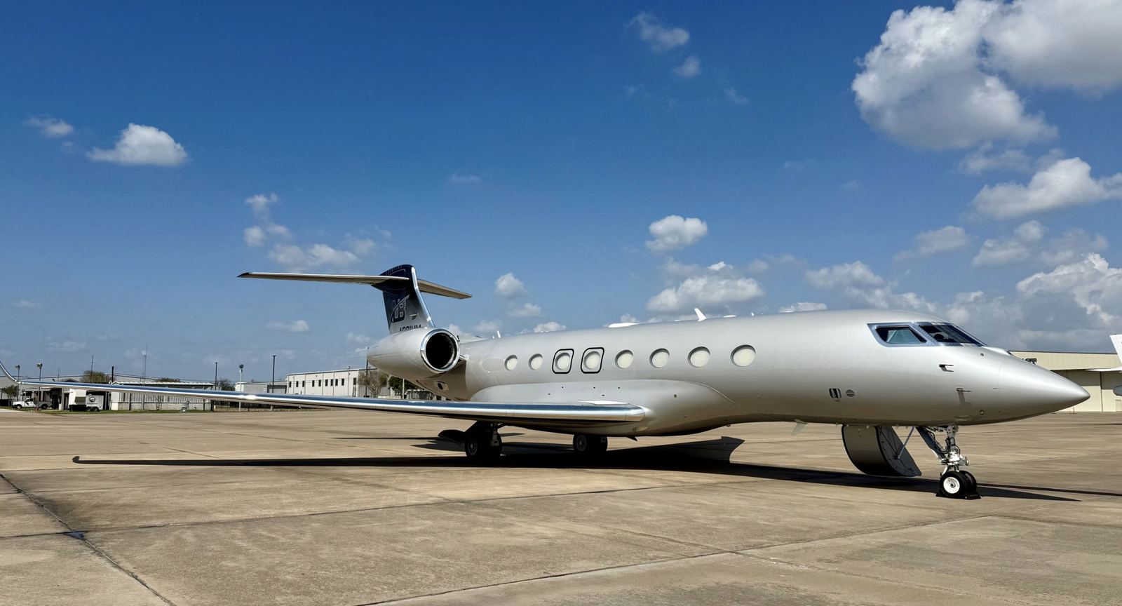 Gulfstream G650ER, a ultra long range private jet available for charter with ORRAIA