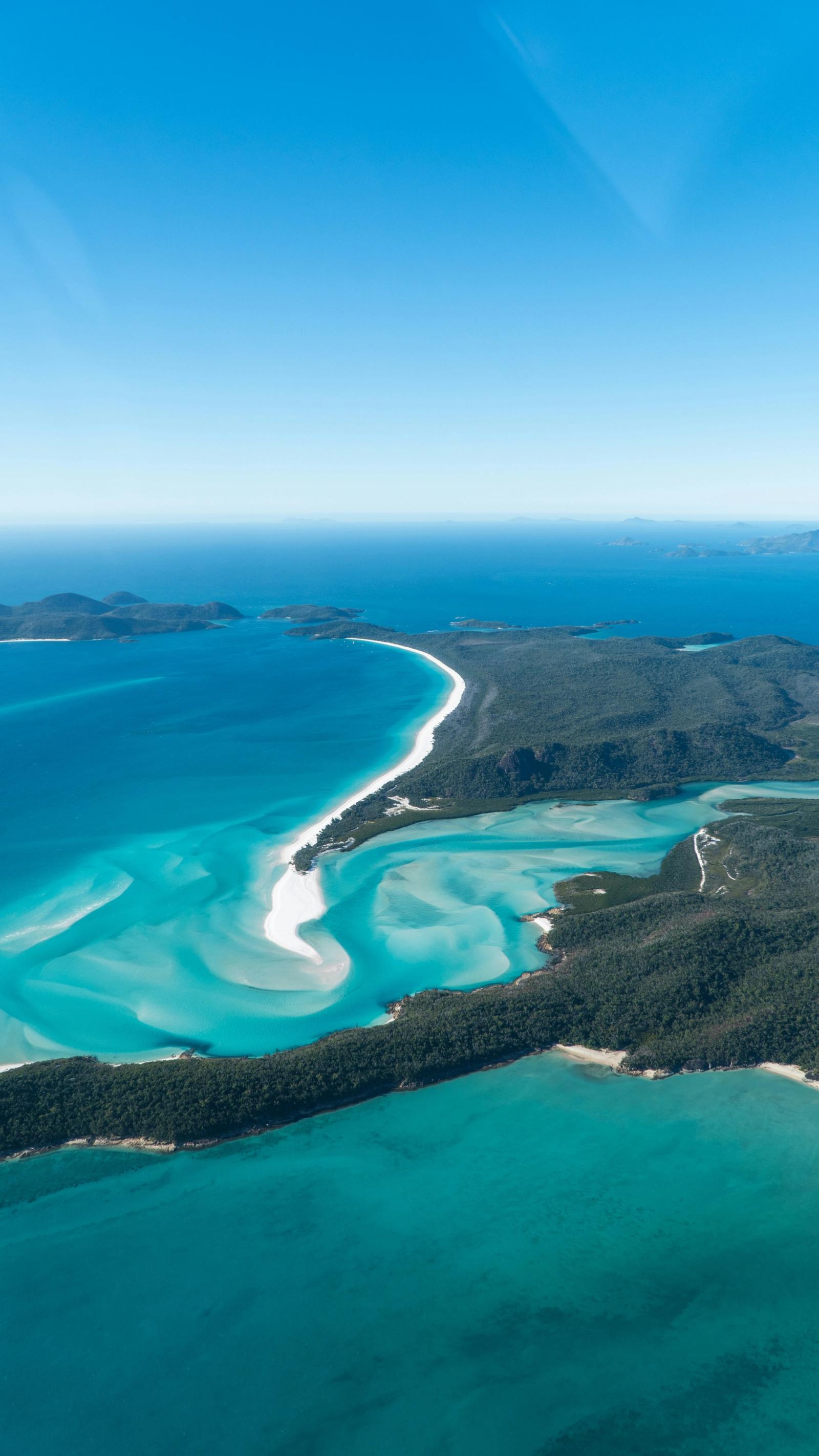 Hill Inlet sands from above