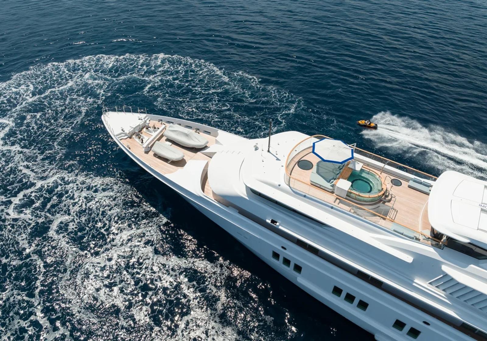 CORAL OCEAN — aerial underway foredeck