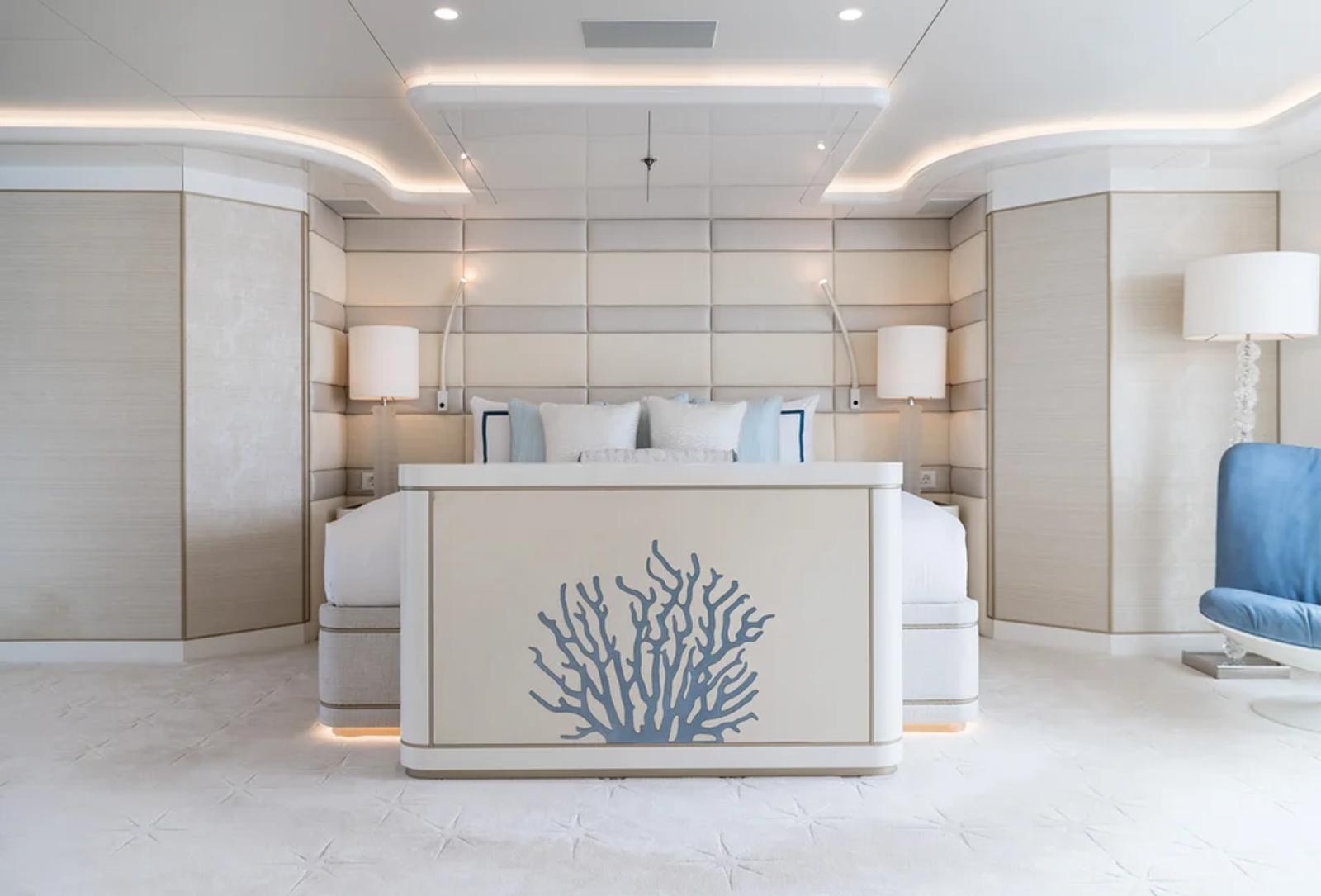 CORAL OCEAN — master stateroom