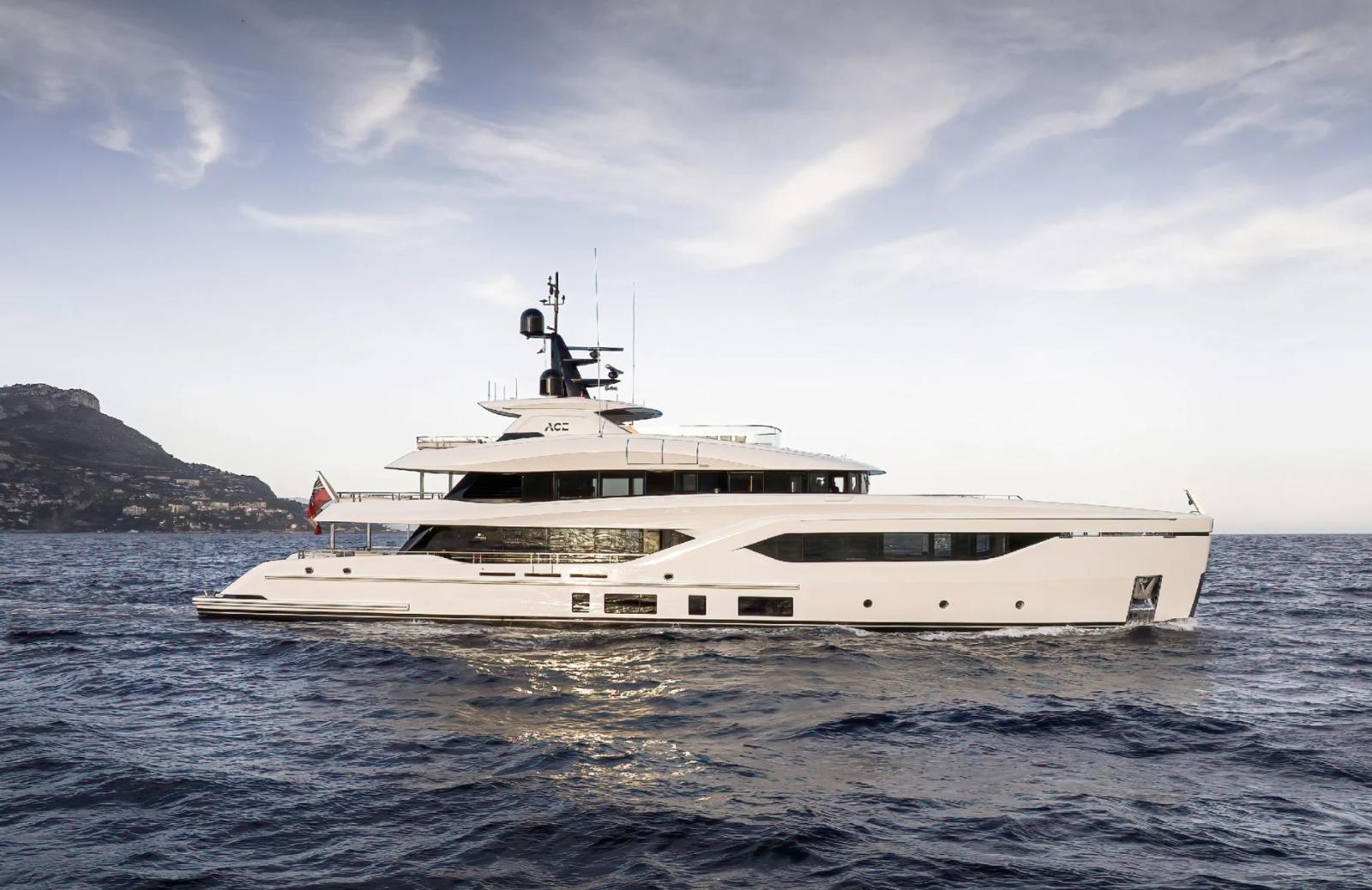 Ace — exterior full profile underway