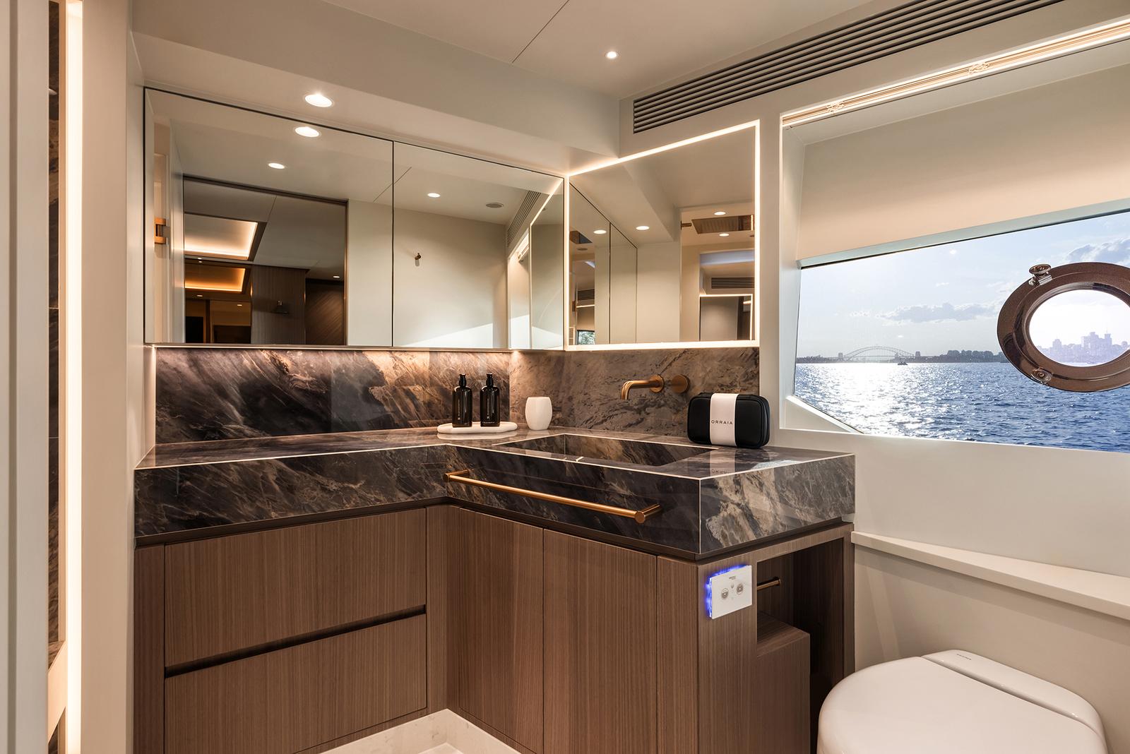 ORRAIA — master ensuite