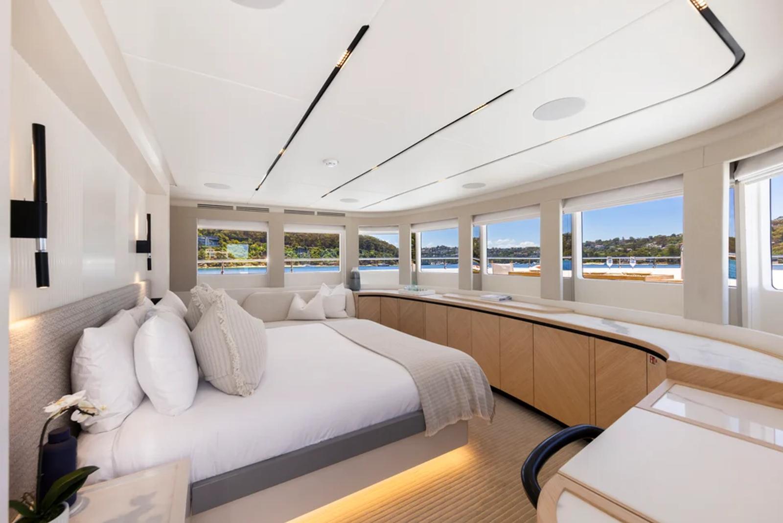 Bluestone 1 — master suite panoramic windows