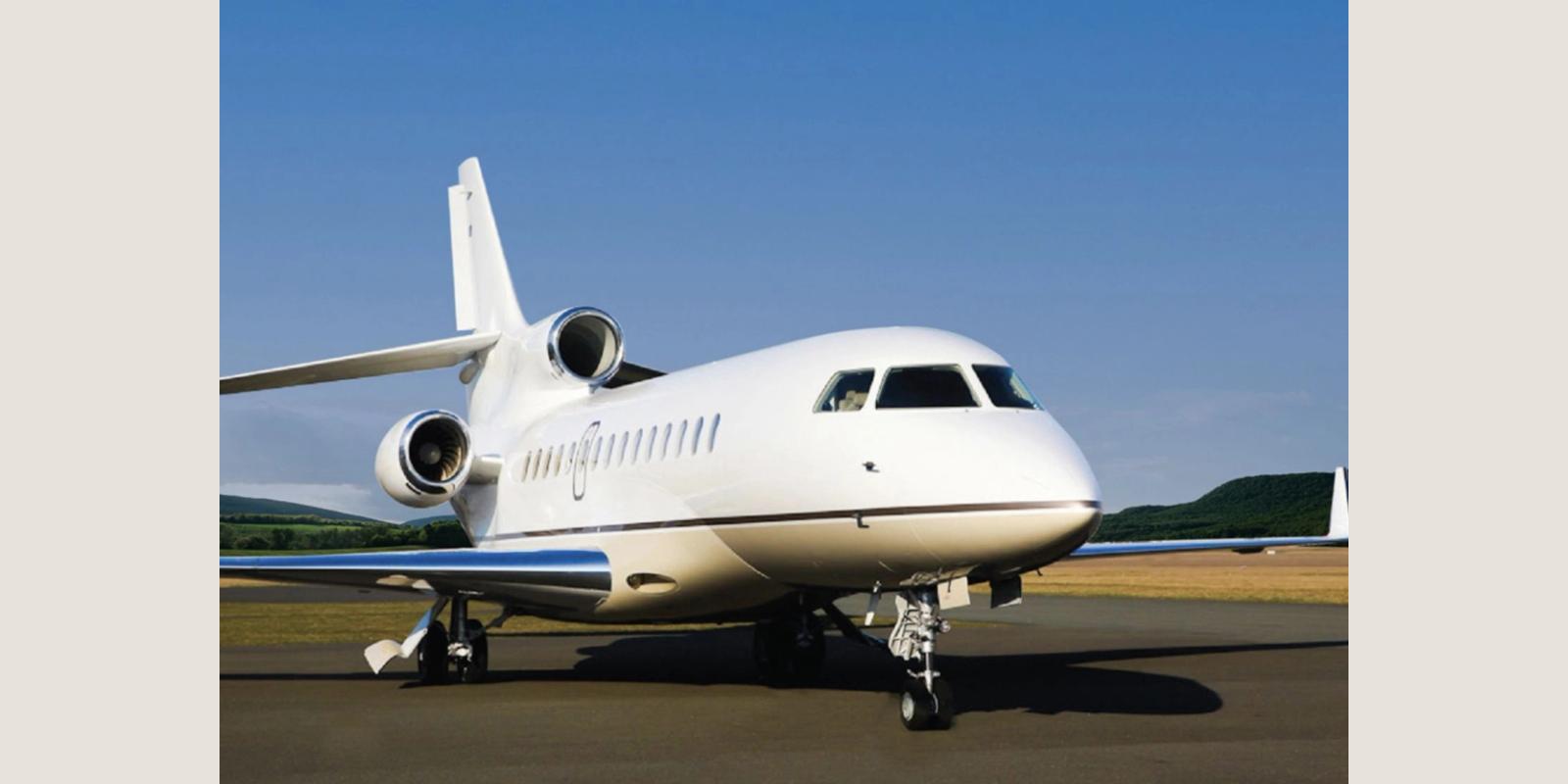 Dassault Falcon 7X, a heavy jet private jet available for charter with ORRAIA