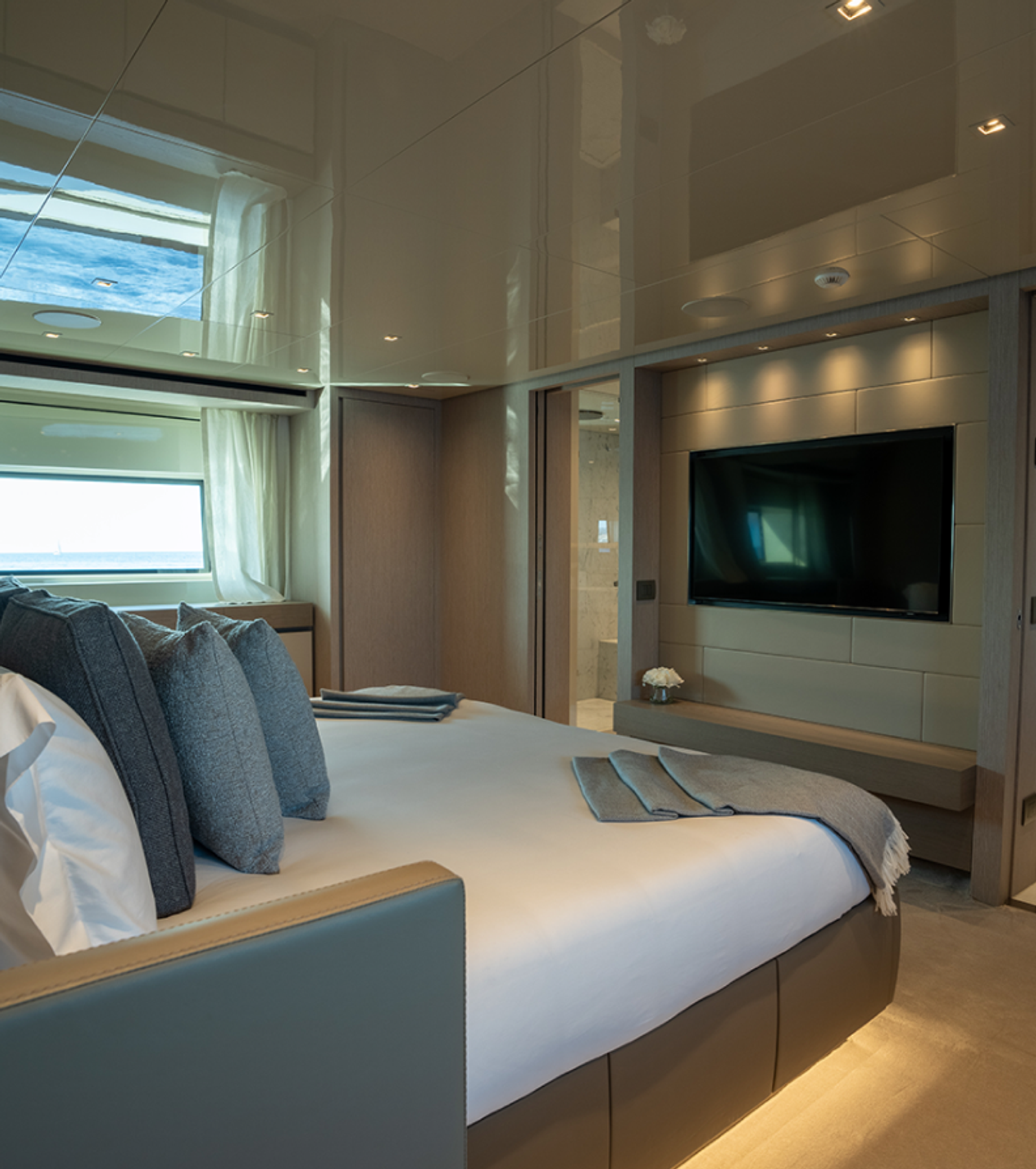 LANCE interior 2