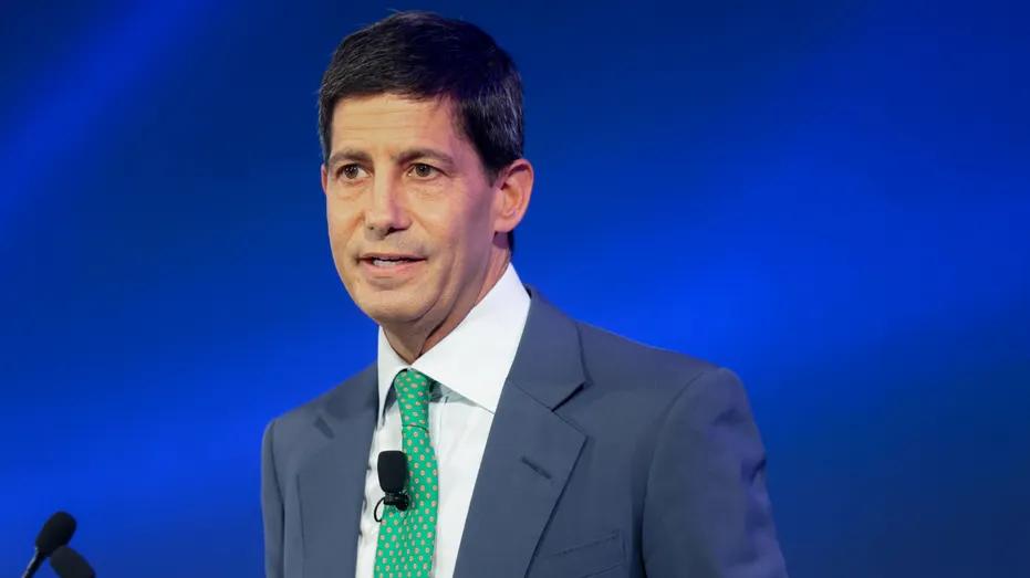 Trump nominates Kevin Warsh as Federal Reserve Chair
