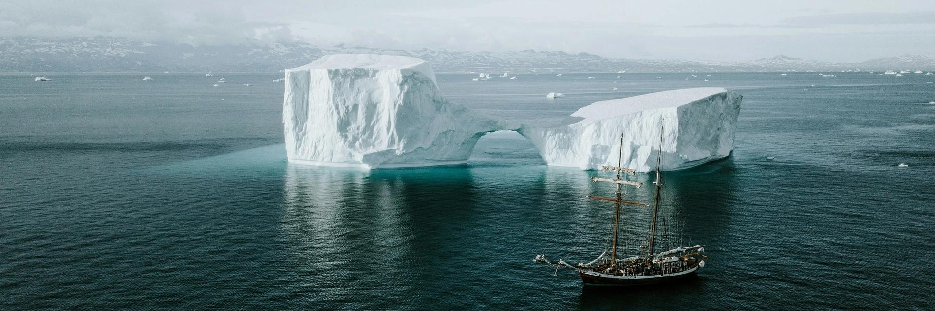 artic trip sailing ship