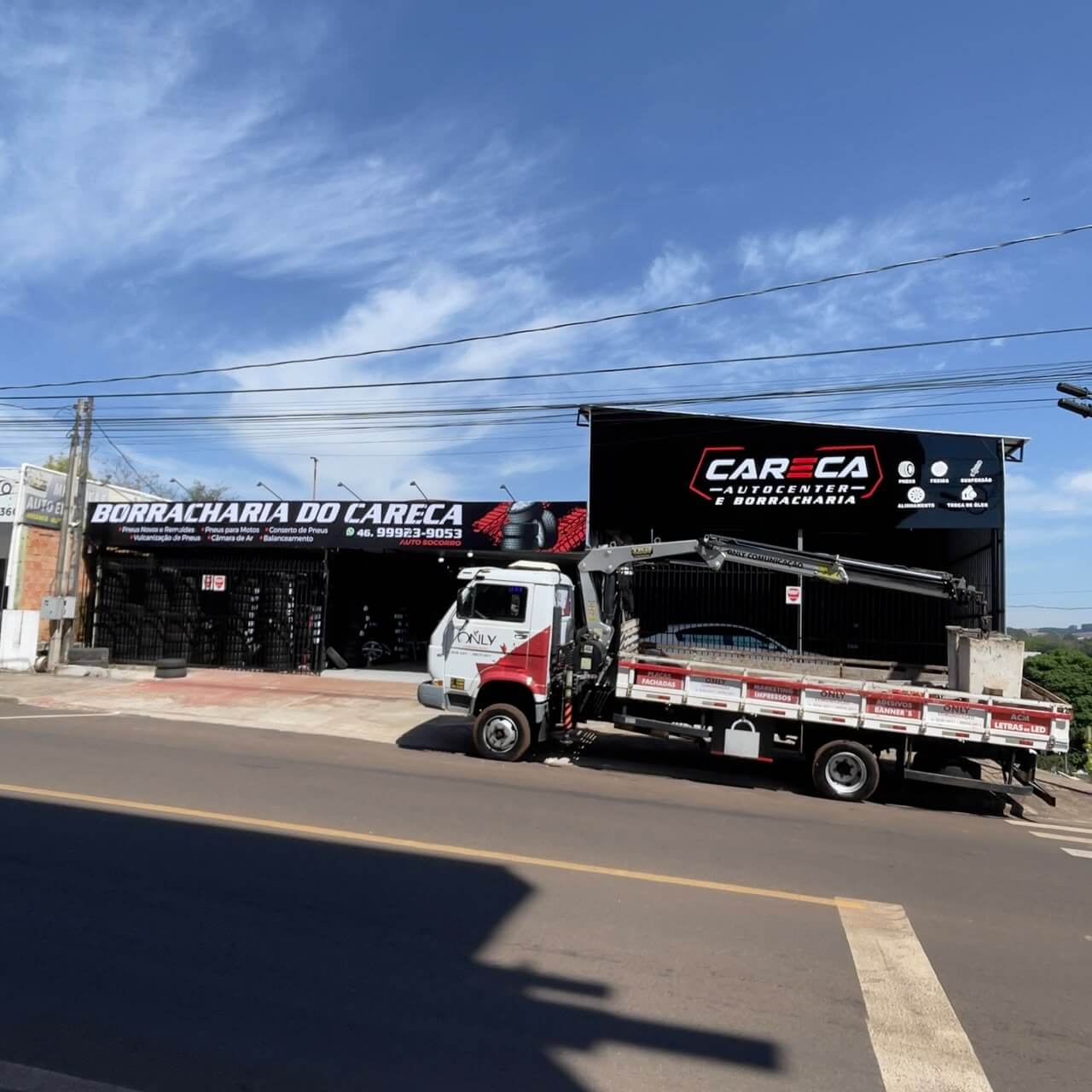 Fachadas e Letreiros — Only Comunicação