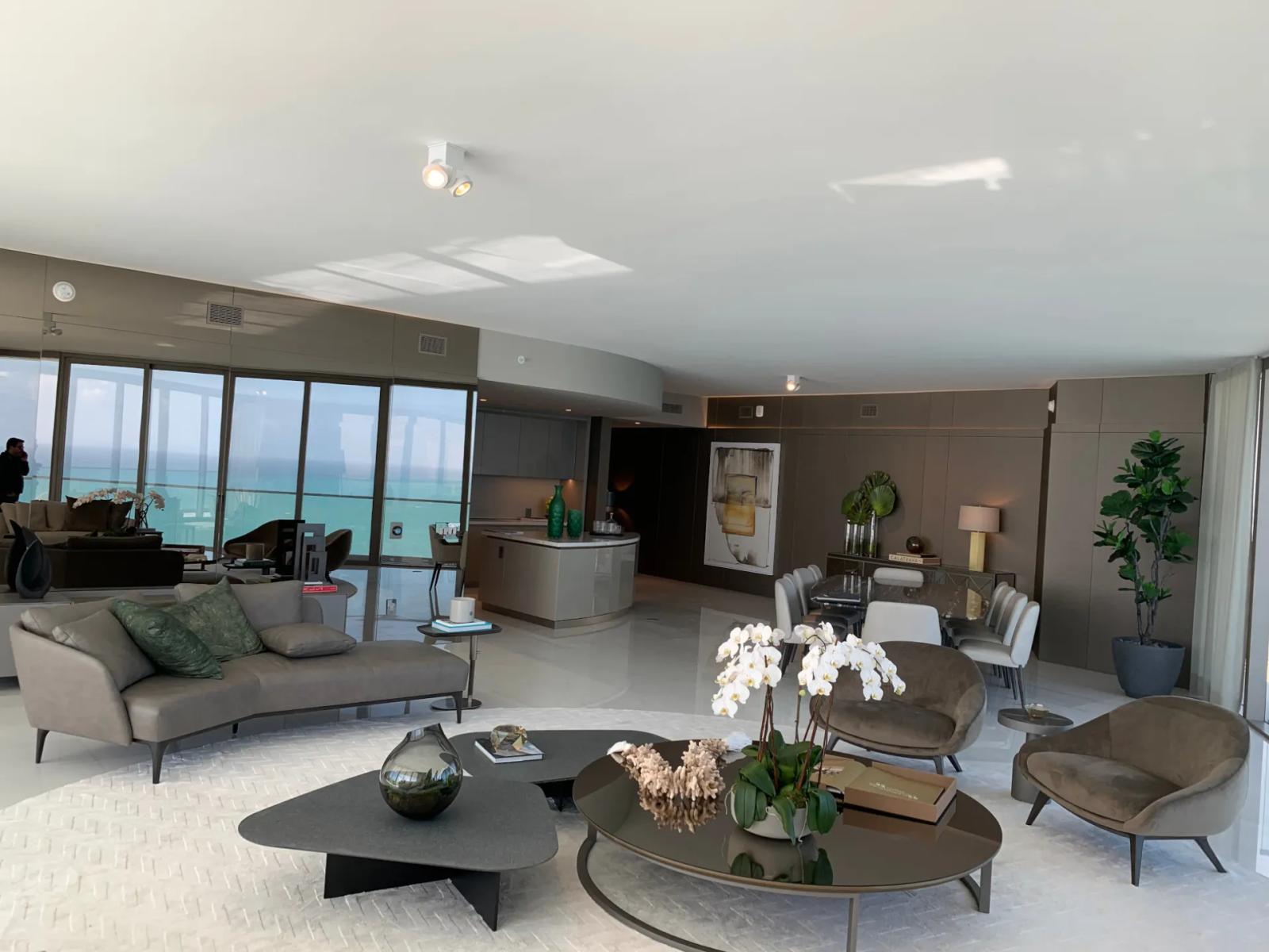Armani view 5