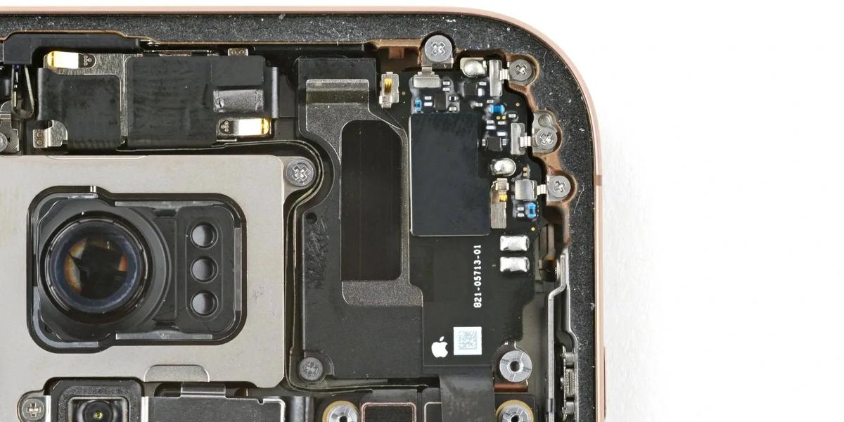 ‏iPhone 17 Pro: שיפור קטן שישנה הרבה