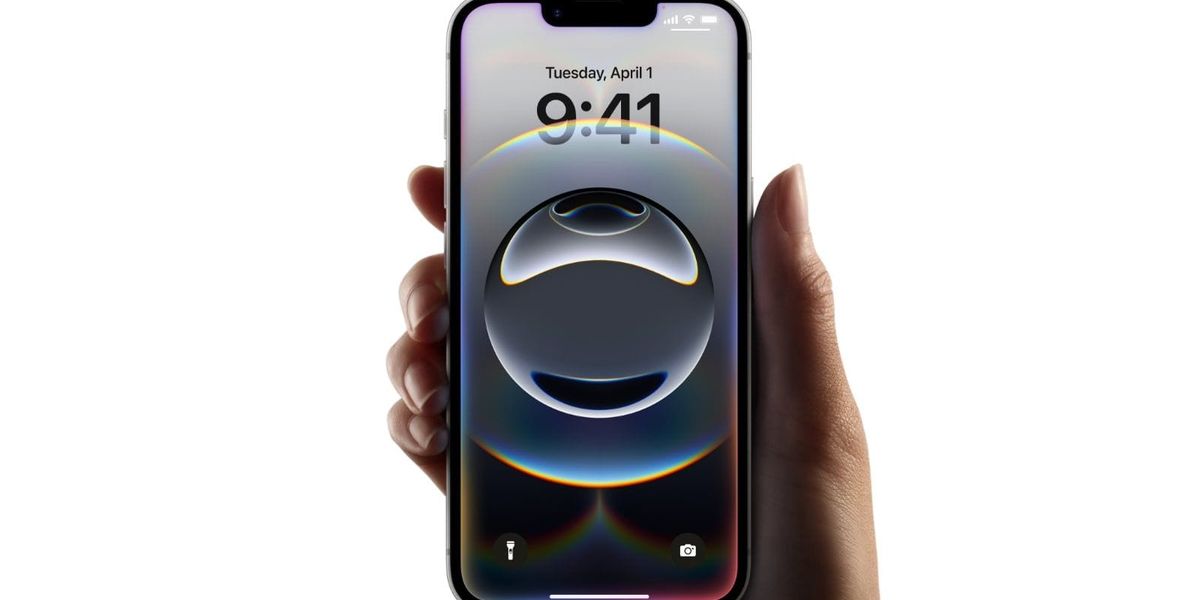 iPhone 16e: שובר שיאי סוללה בזכות המודם C1 – וזו רק ההתחלה