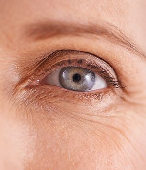 conseil : comment prendre soin du contour des yeux ?