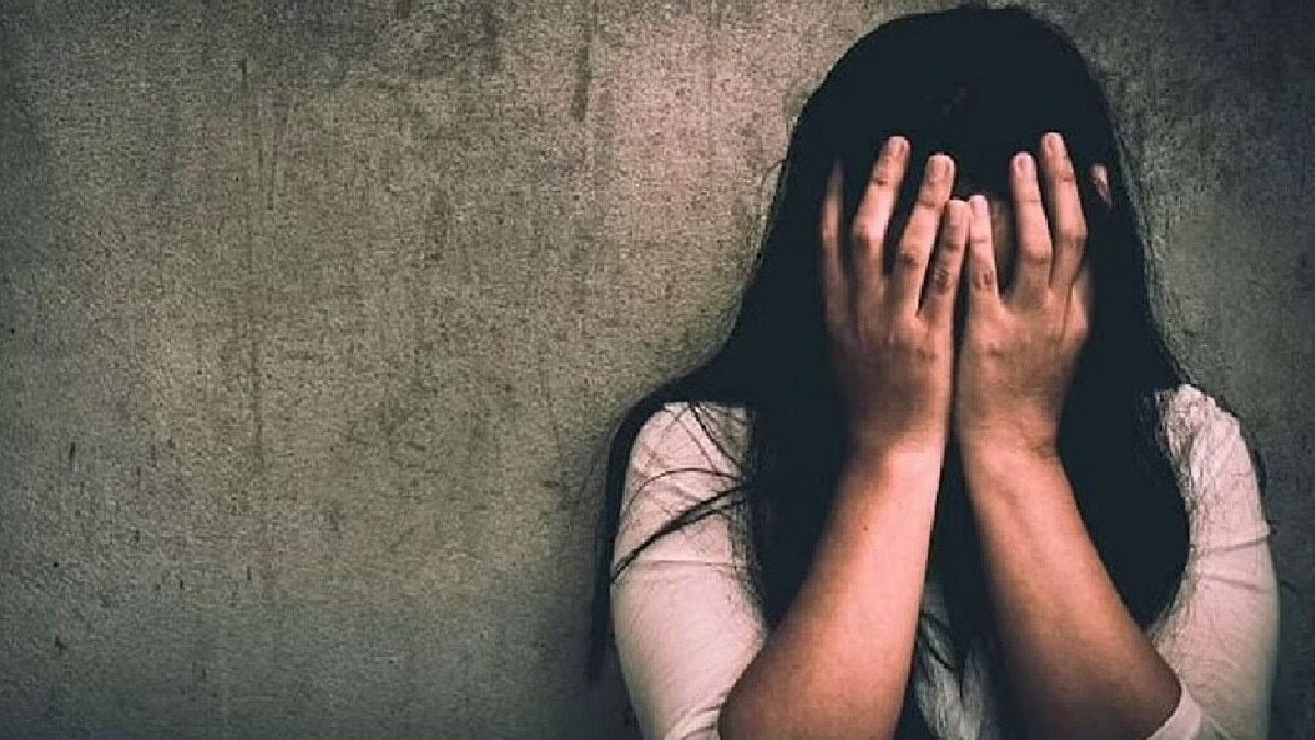 कानपुर में मौसी पर अपने ही घर में दुष्कर्म का आरोप, झाड़फूंक के नाम पर ब्लैकमेल