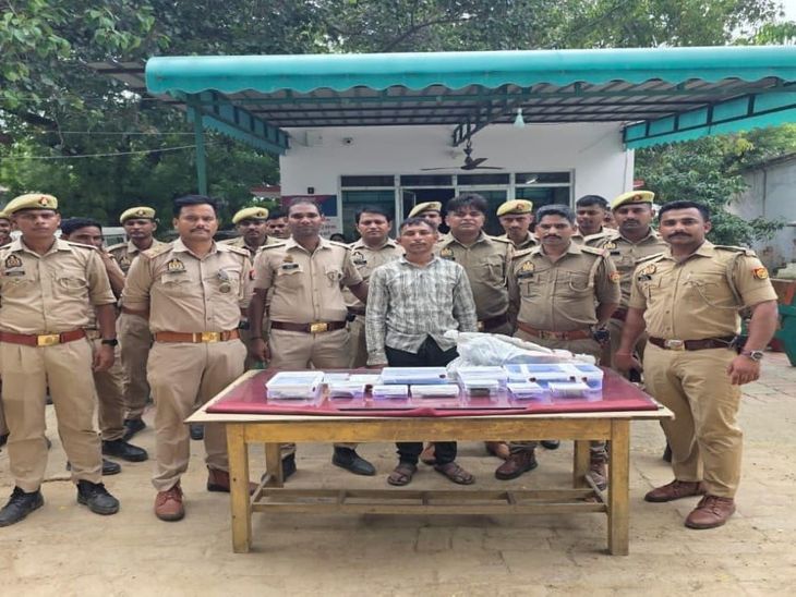 कानपुर में 25 हजार के इनामी आरोपी का सार्वजनिक जुलूस, घाटमपुर से गिरफ्तारी