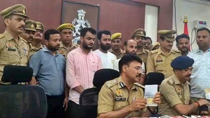 कानपुर से यूके तक चला 13 साल पुराना फर्जी डिग्रियों का जाल