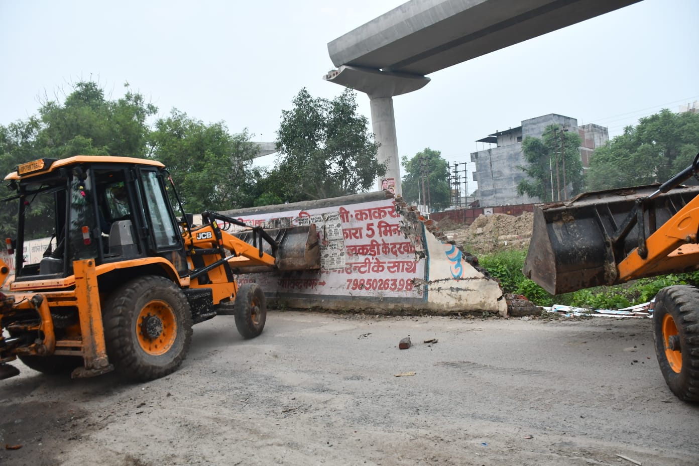 बर्रा में केडीए की जमीन से हटाया गया अवैध निर्माण, दो आराजी पर कार्रवाई
