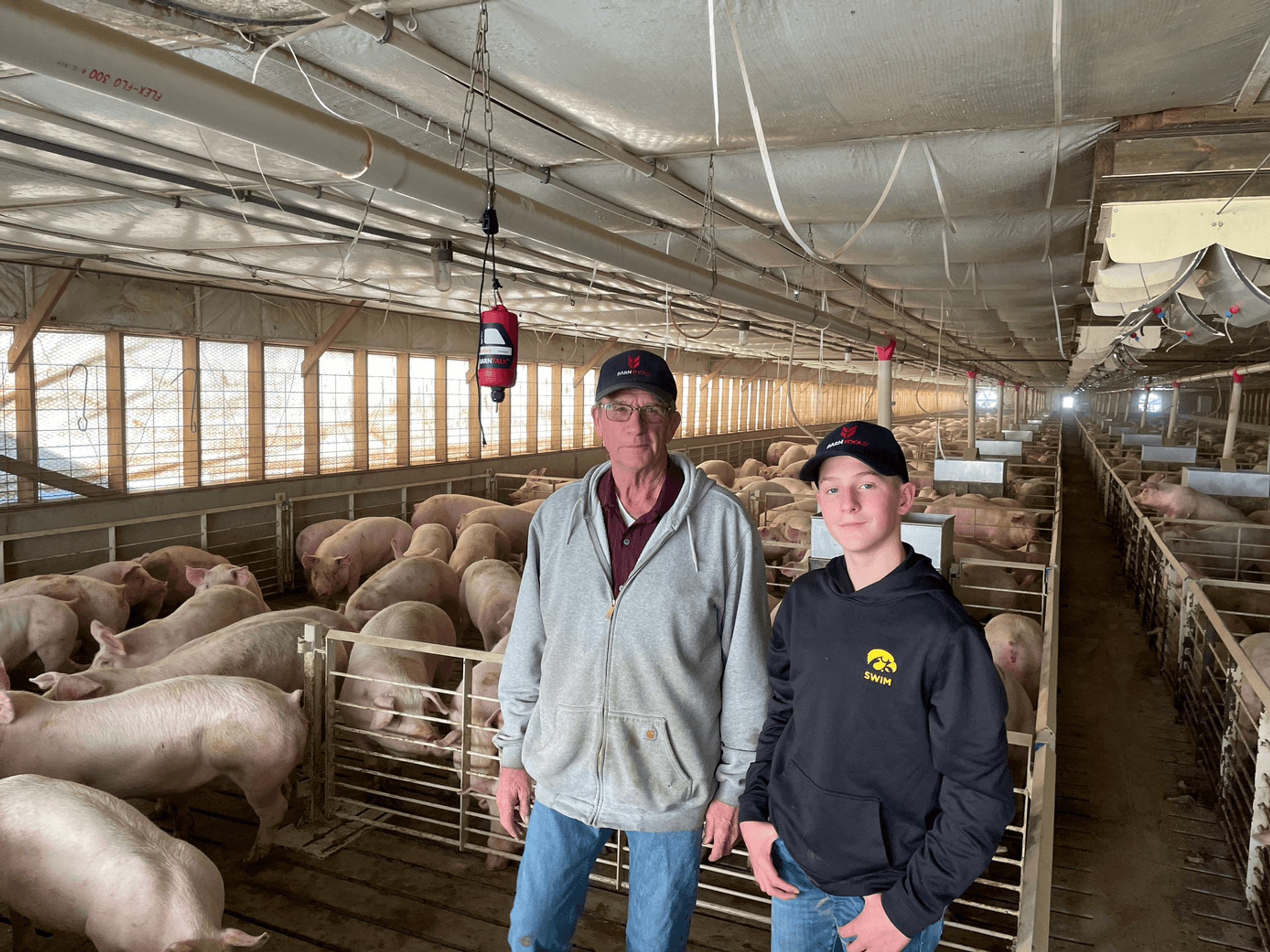 Jon Ryken in barn