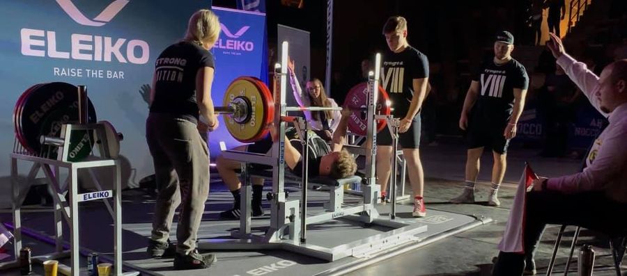 Bänka 200 kg utan att lyfta tungt