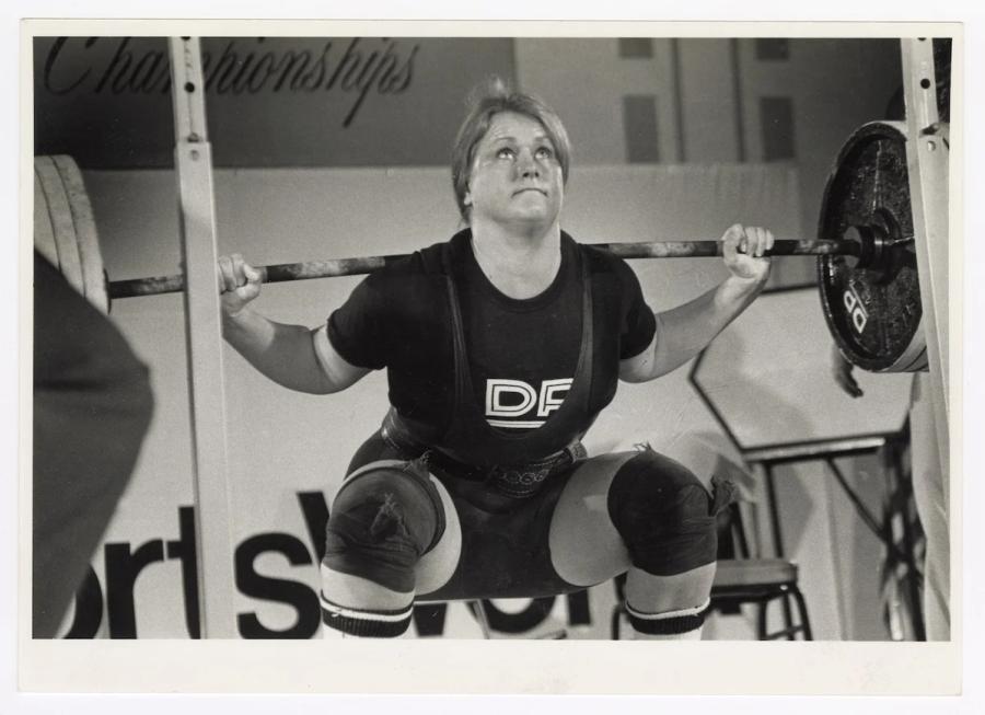 The Start of Powerlifting Equipment