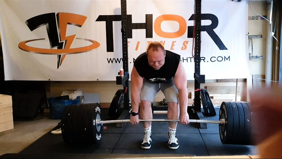 220630 Torsdag – Maxning i marklyft 260 kg