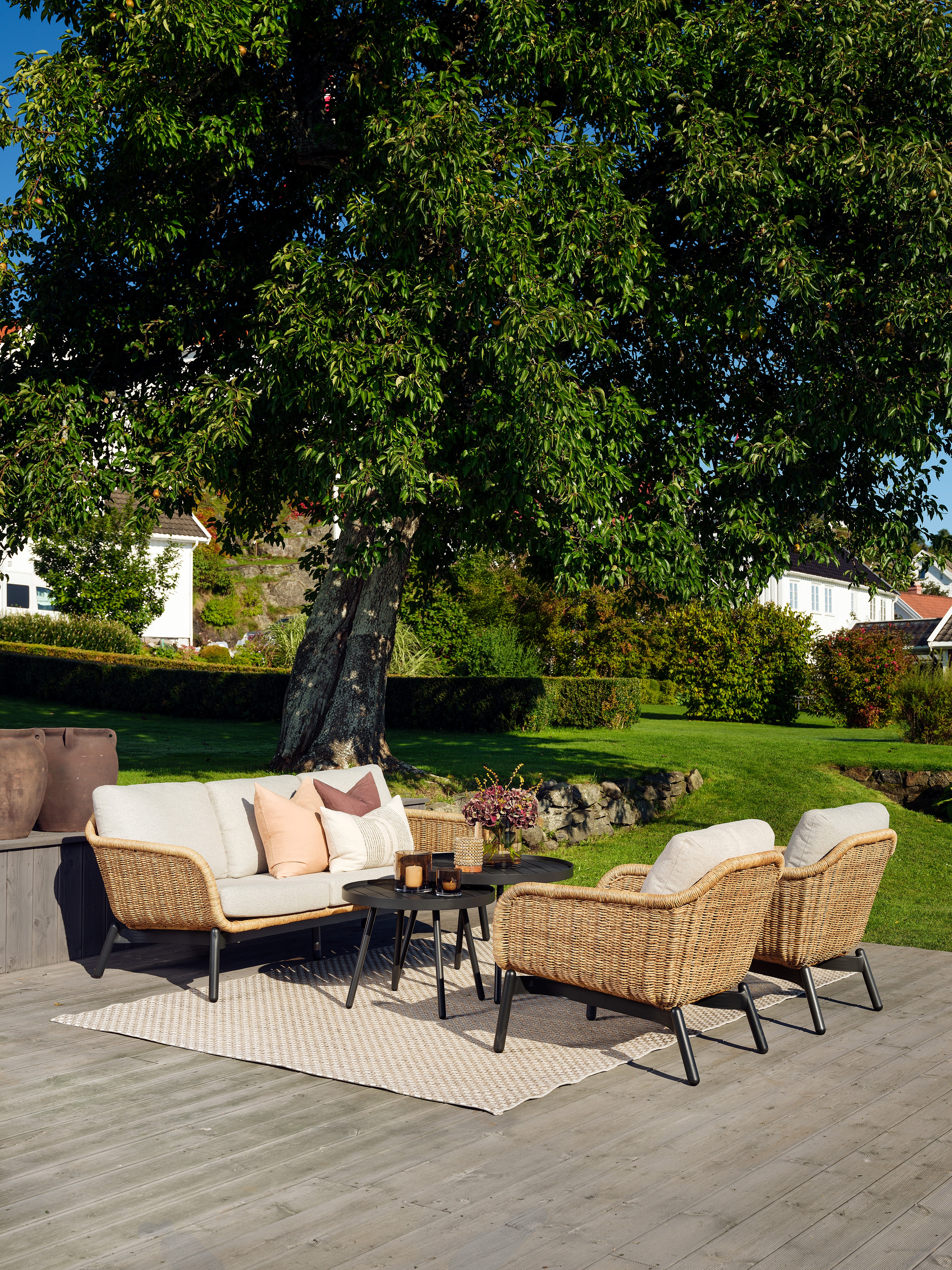 Uteteppe og hagemøbler fra Fagmøbler