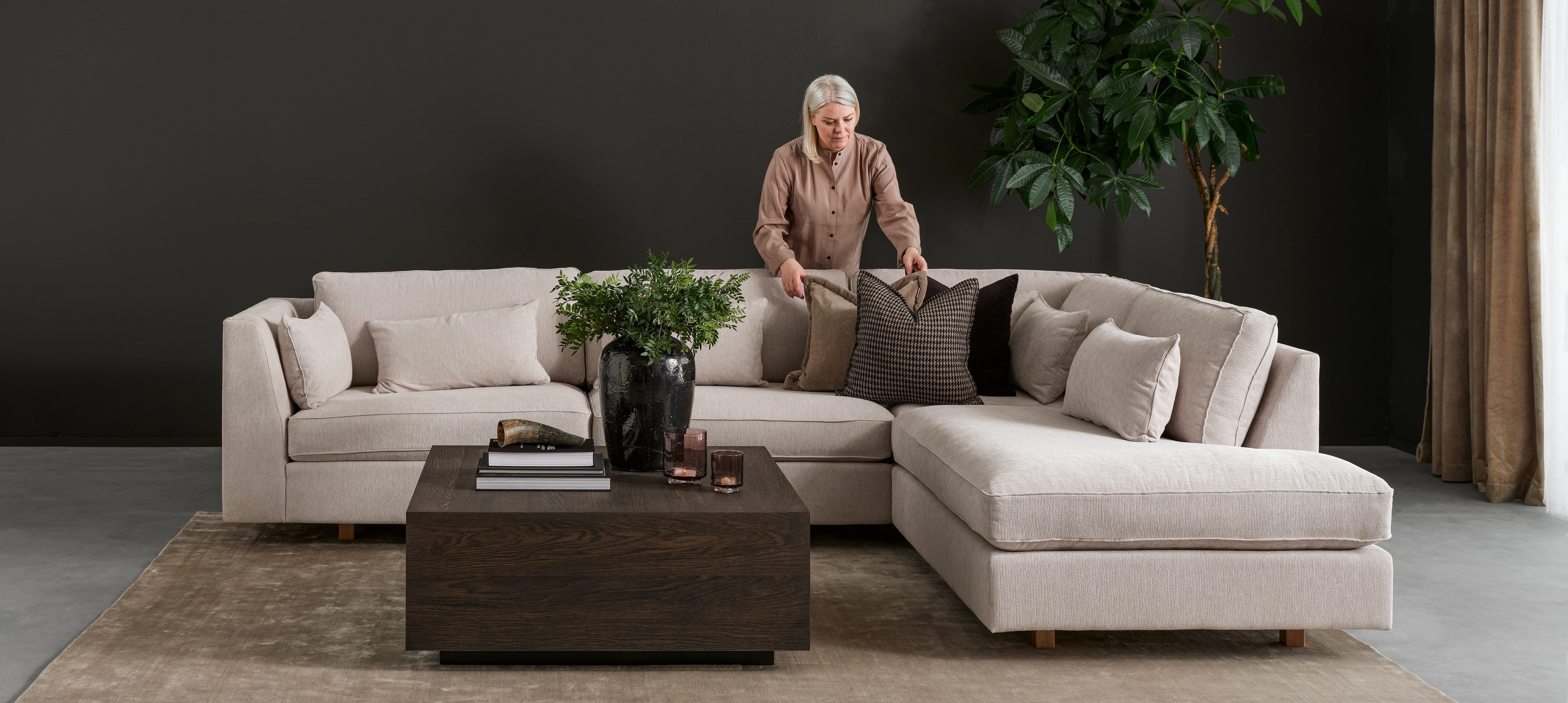 Modulsofaer fra Hjellegjerde