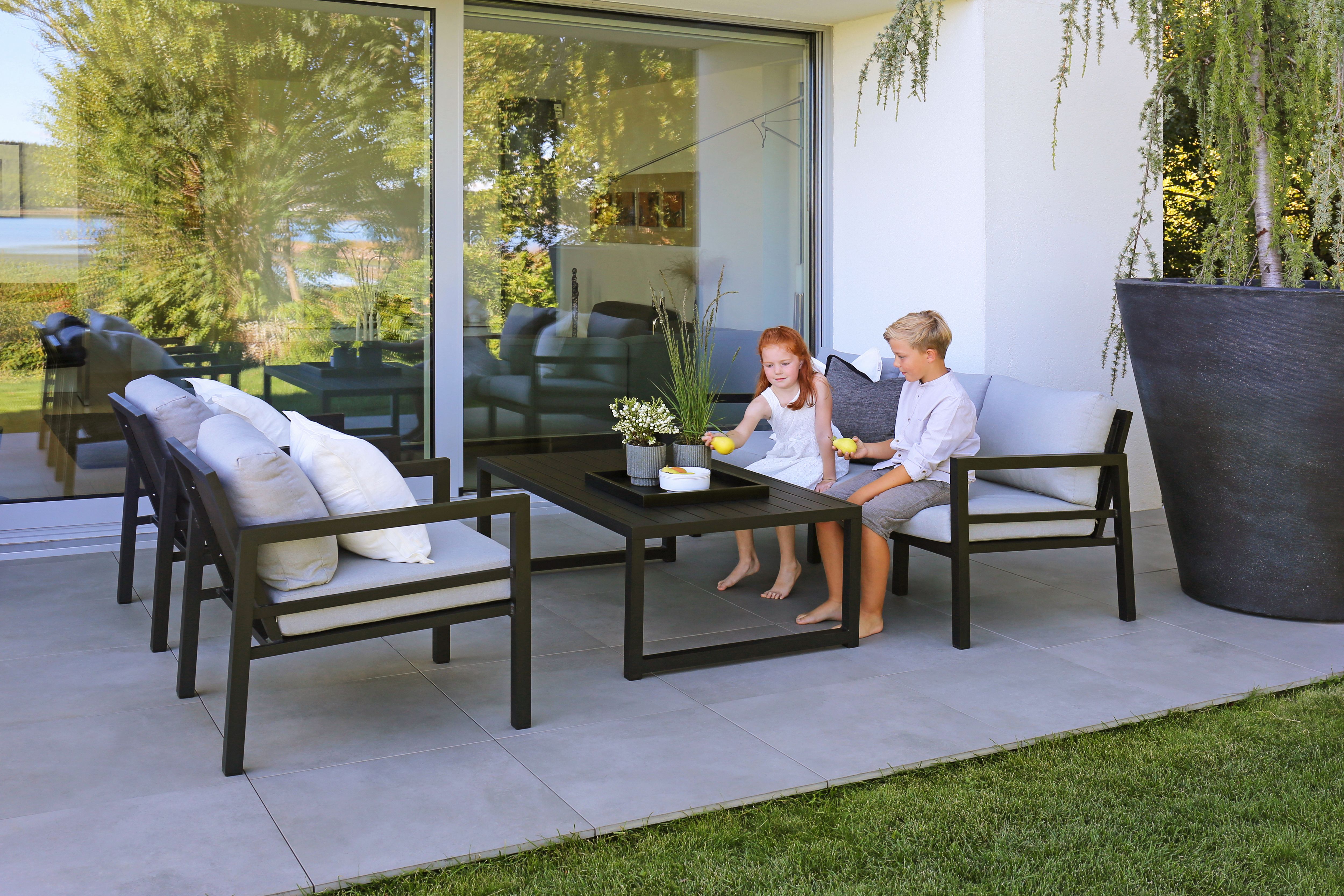 Ta vare på hagemøblene dine!