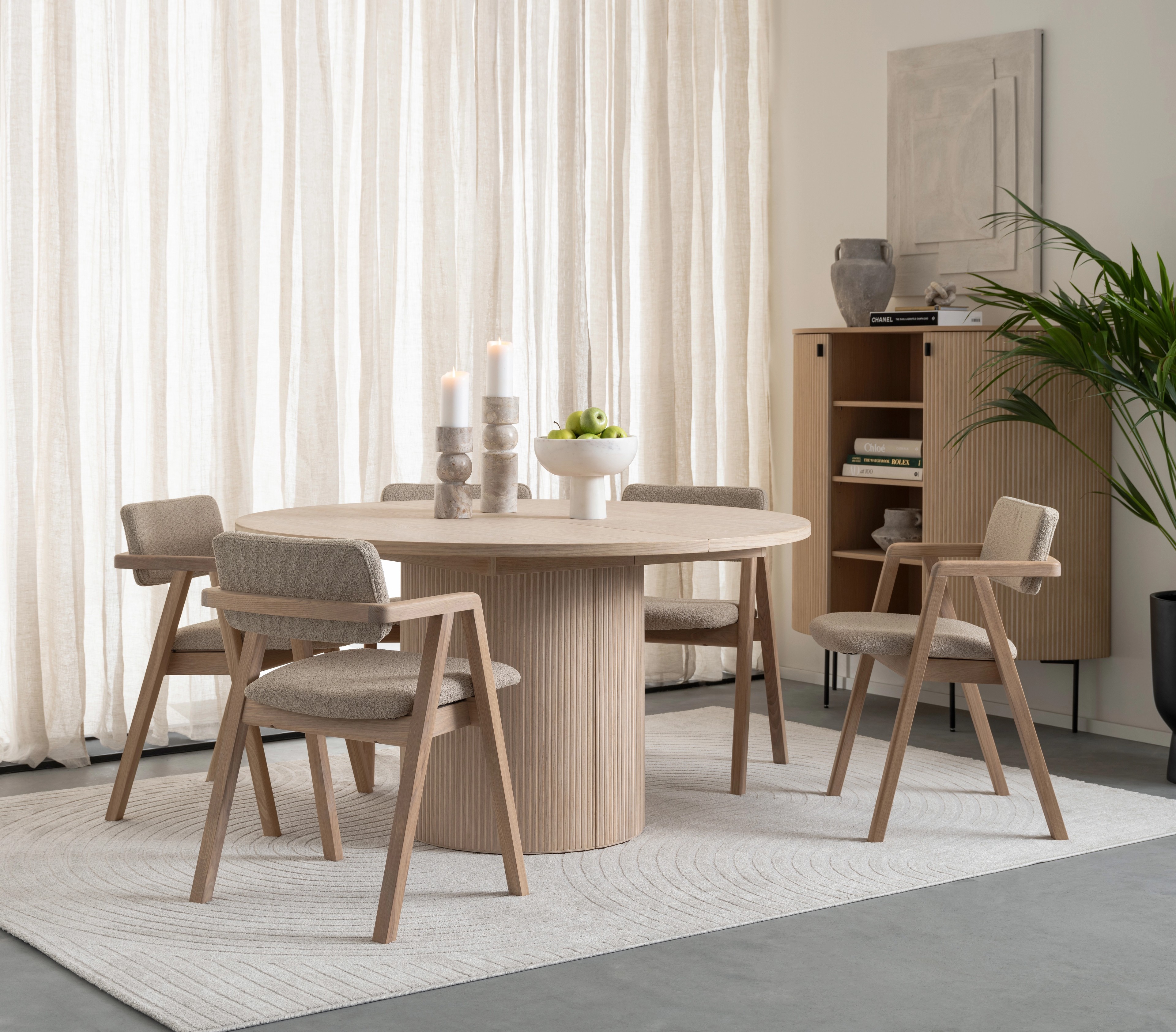 Bestselgende Linea spisebord