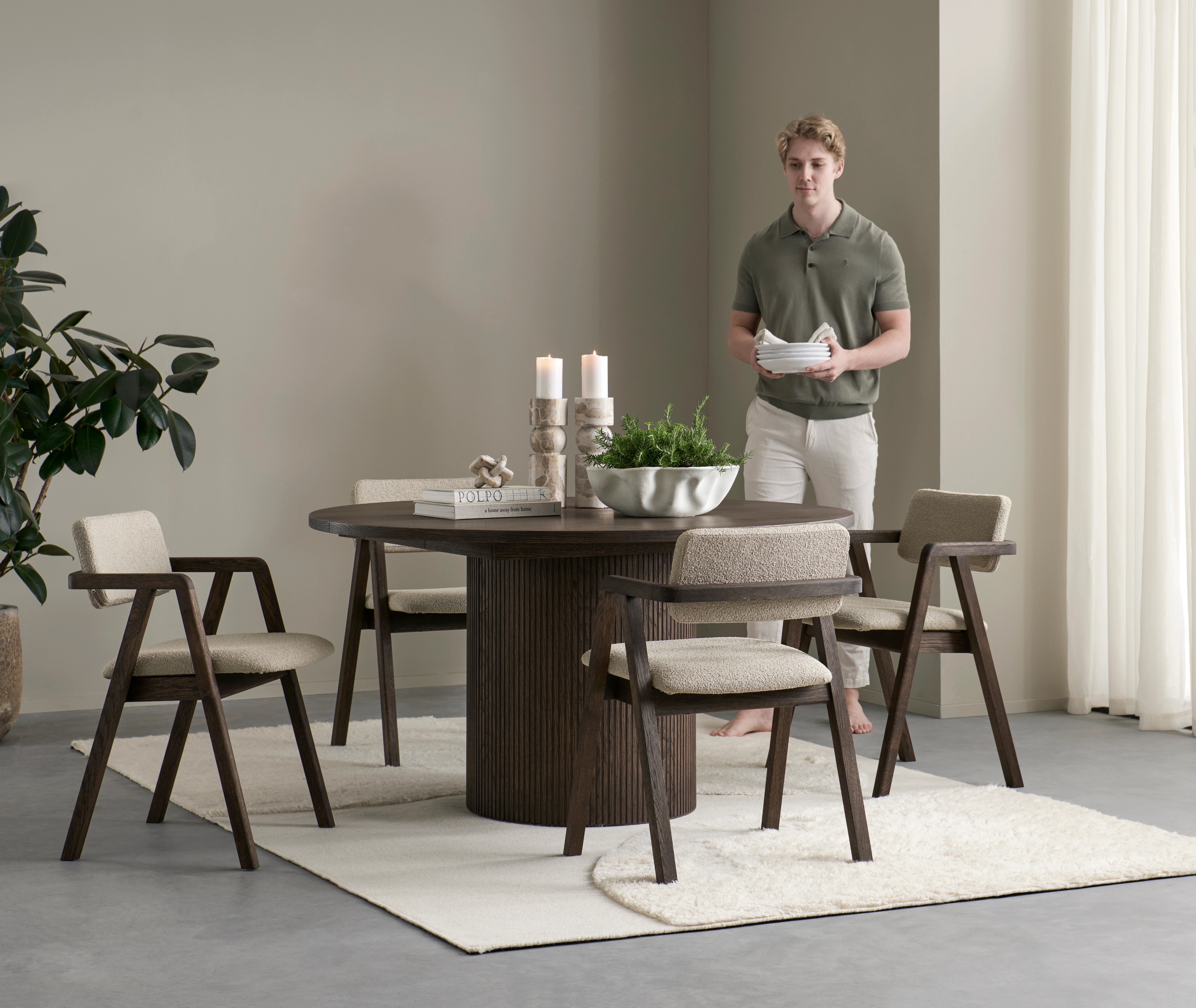 Bestselgende Linea spisebord