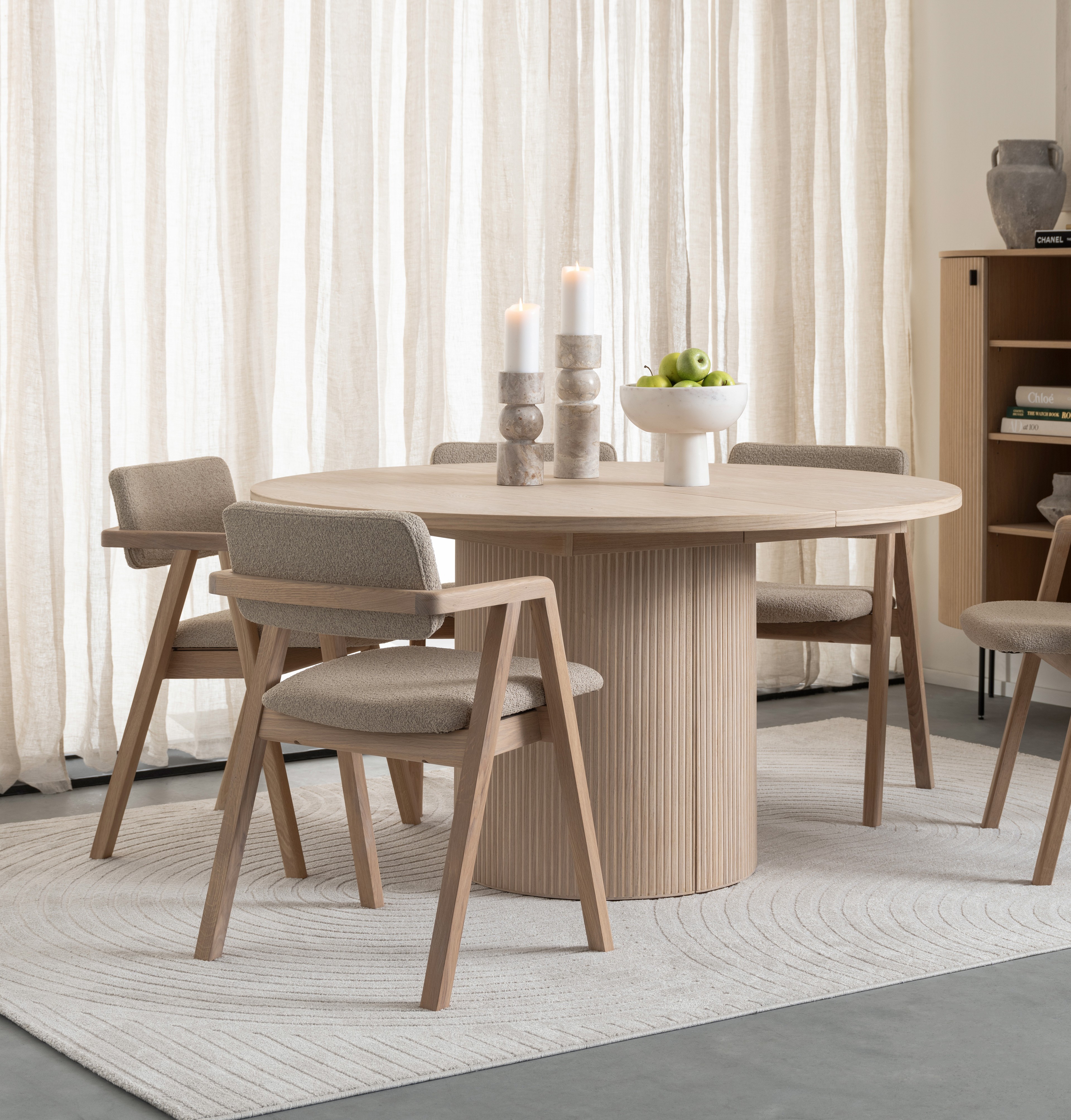 Gjør et kupp på populære Linea spisebord!