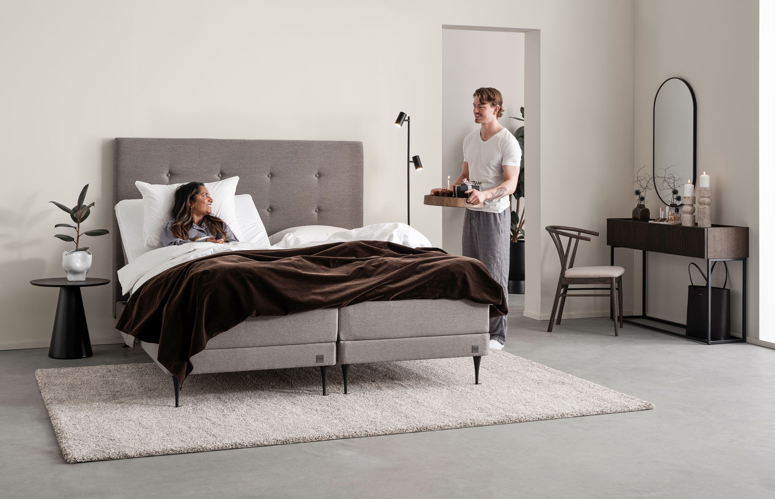 Odel Foss regulerbar seng fra Fagmøbler